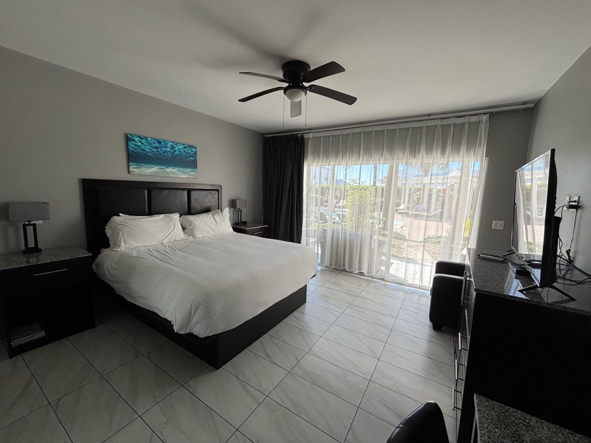 Grace Bay Suites Ngoại thất bức ảnh